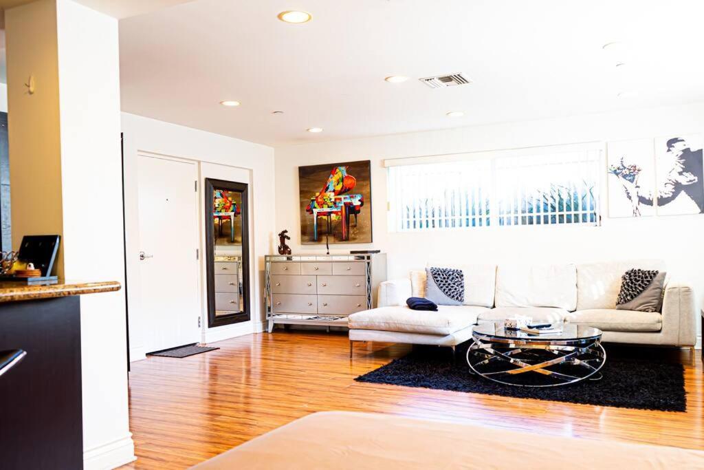 Luxury Beverly Hills Apartment Los Angeles Ngoại thất bức ảnh
